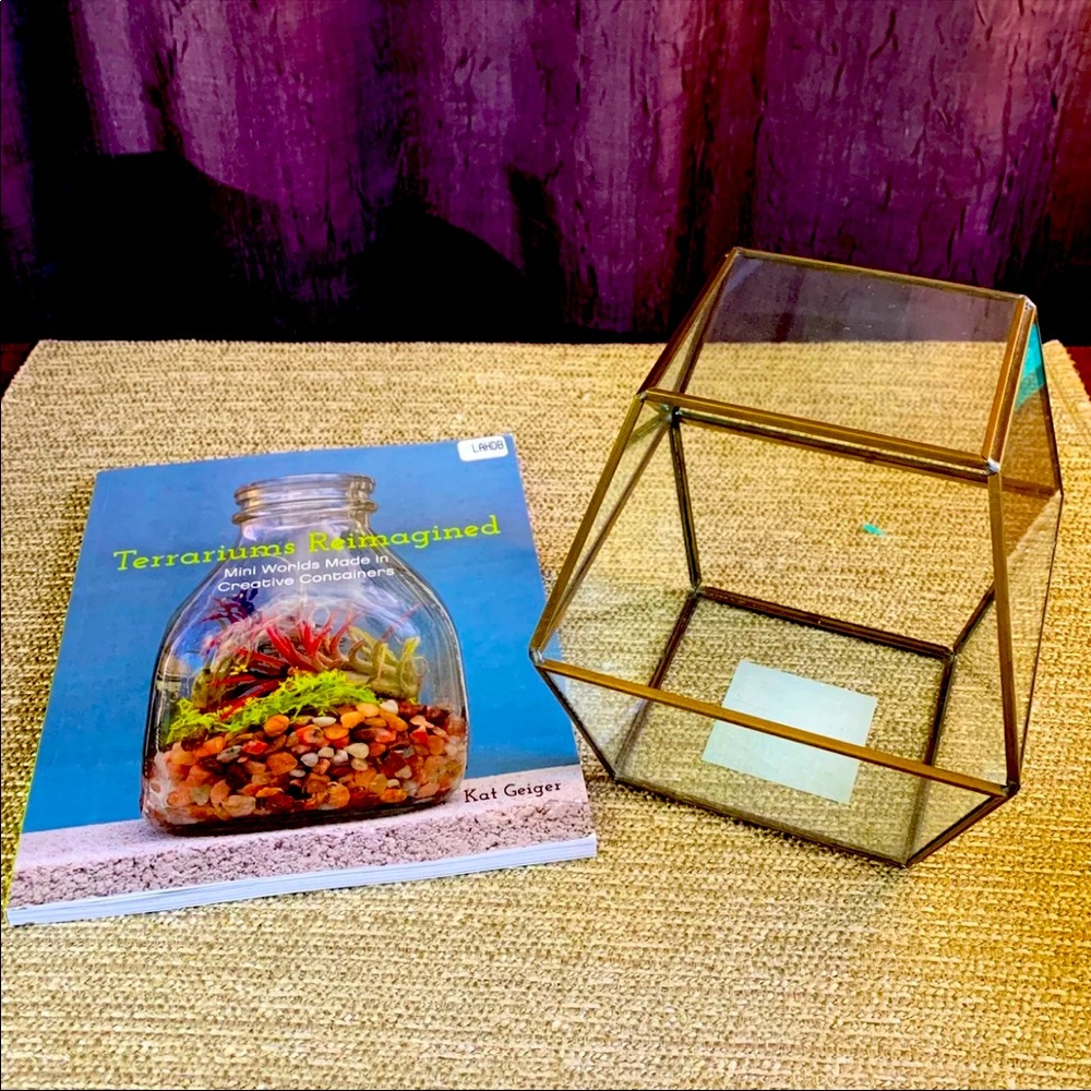 Glass & Metal Terrarium & DIY Terrarium Book Set - Like new!